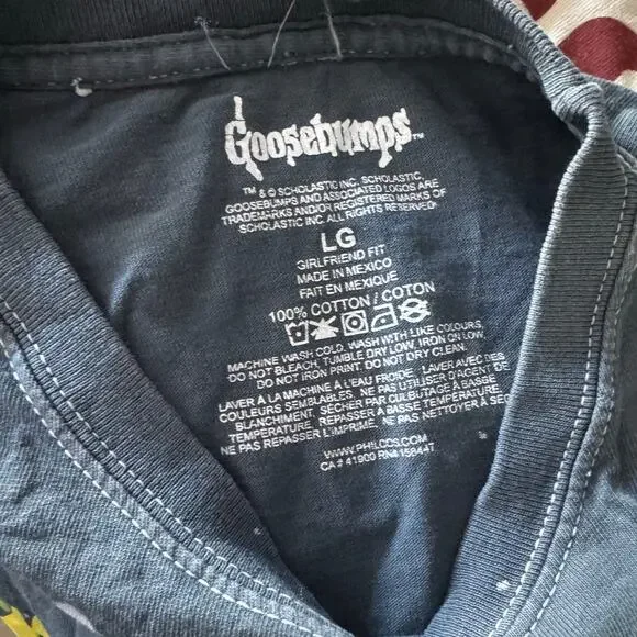 Just in 💫| Goosebumps Retro Distressed 90's Tshirt Print sz LG - Picture 4 of 4